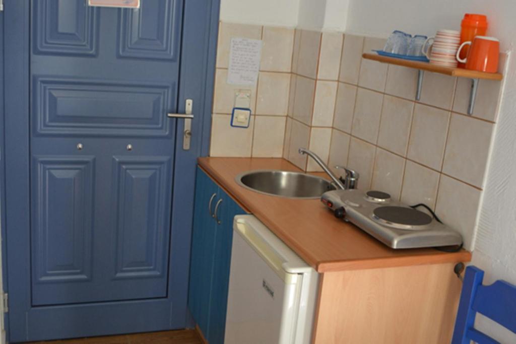Maistrali Studios Batsíon Habitación foto